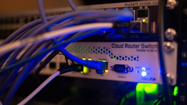 IP Transit vs Peering: What Is the Difference?